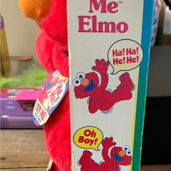 Original tickle me Elmo - Picture 2 of 6